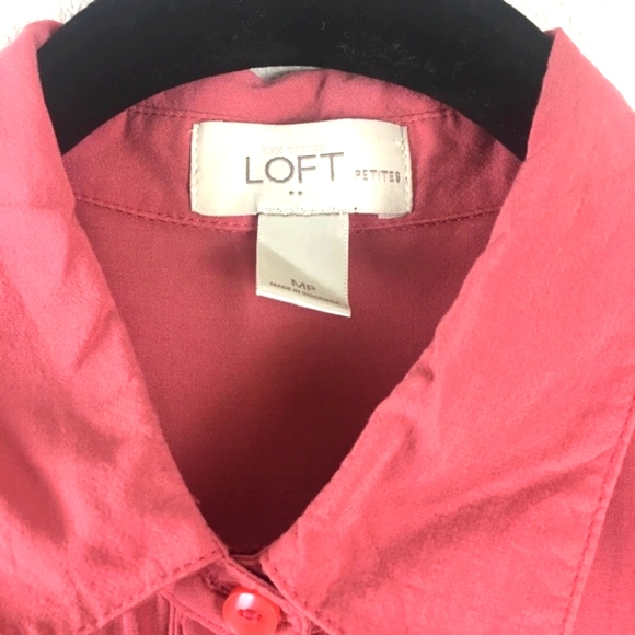 LOFT Ann Taylor Button Down Sleeveless Shirt Size Medium Petite - Picture 3 of 3